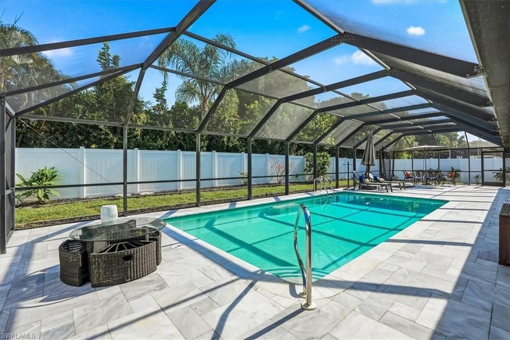 2467 Pine Woods Cir , Unit 3, Naples, FL 34105 Photo