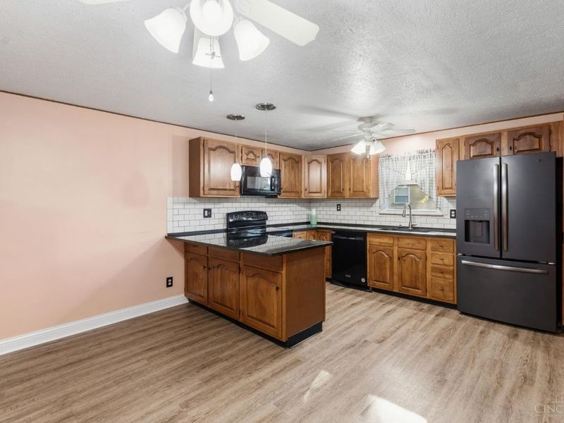 301 Don Lane, Delhi Township, OH 45238 Photo 4