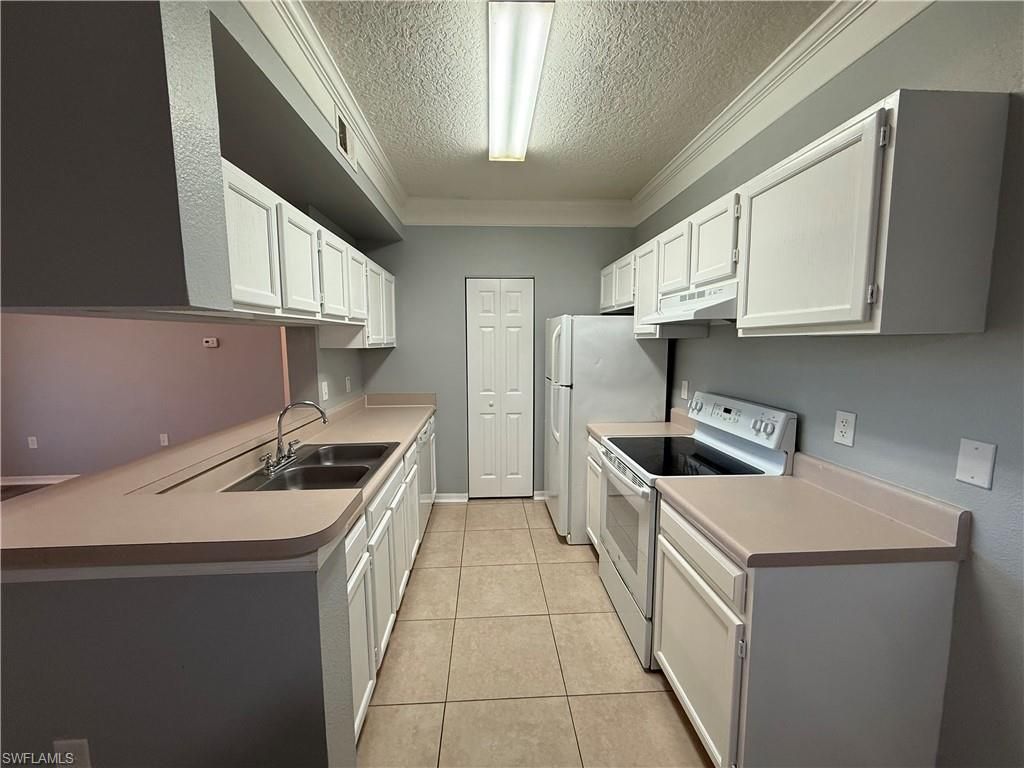 11520 Villa Grand , Unit 1023, Fort Myers, FL 33913 Photo