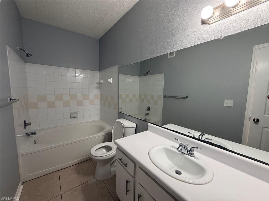 11520 Villa Grand , Unit 1023, Fort Myers, FL 33913 Photo