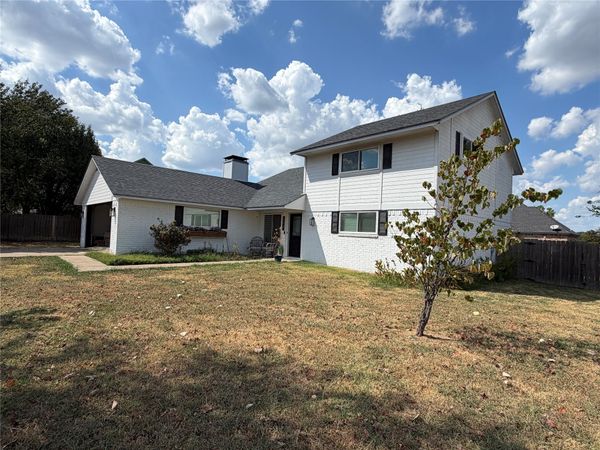 2708 Little John Drive , Durant, OK 74701