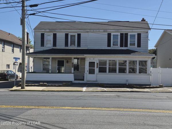 2 Tamaqua Street, Beaver Meadows, PA 18216