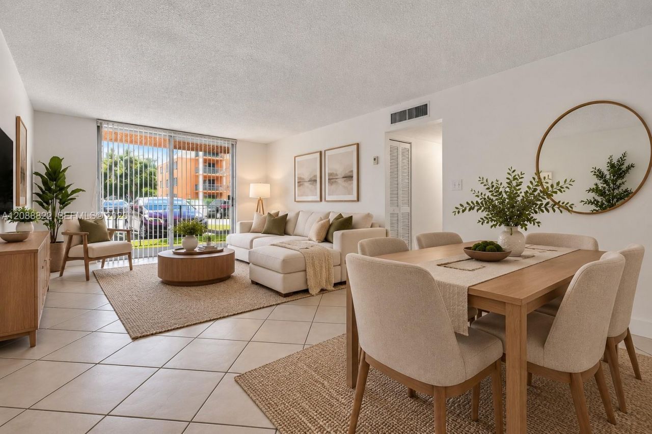9360 Fontainebleau Blvd, Unit 101, Miami, FL 33172 Photo