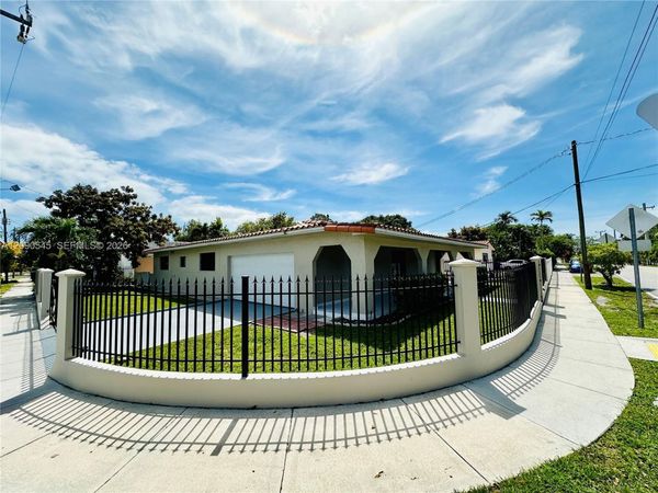 201 SW 40th Ave , Miami, FL 33134