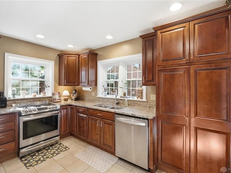 431 Dover Road, Springfield, OH 45504 Photo 14
