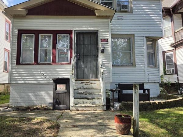 1525 N 39th STREET, Milwaukee, WI 53208