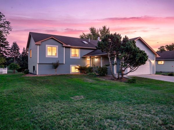 1013 Rushmore Drive , Burnsville, MN 55306