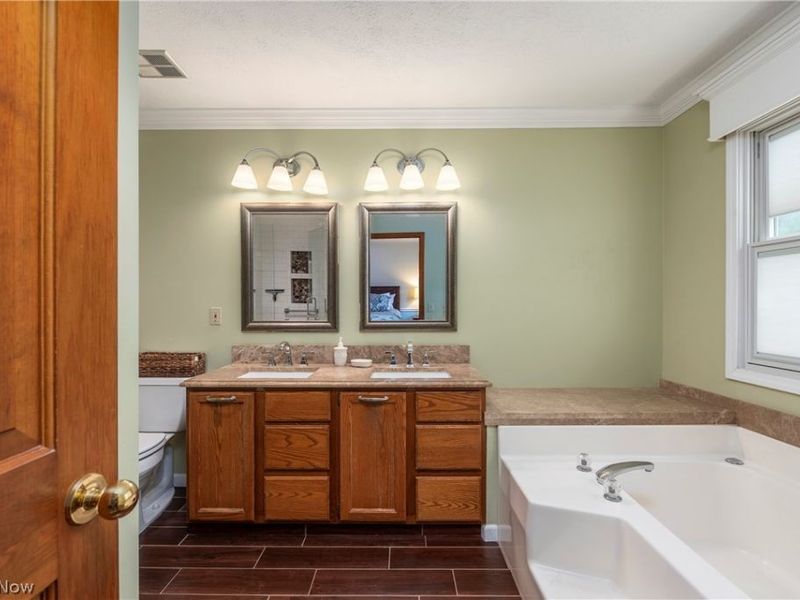 717 Wedgewood Drive, Avon Lake, OH 44012 Photo 23
