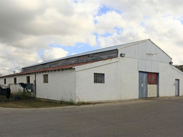 1940 S Austin Ave, Georgetown, TX 78626