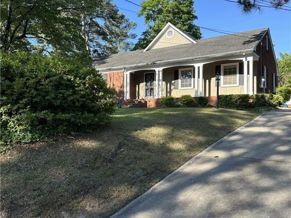 2505 N Edgewater Drive, Fayetteville, NC 28303