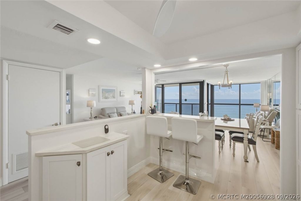 10410 S Ocean Drive , Unit 806, Jensen Beach, FL 34957 Photo