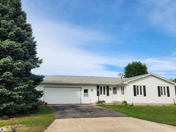 1031 Heritage Drive, Osage, IA 50461