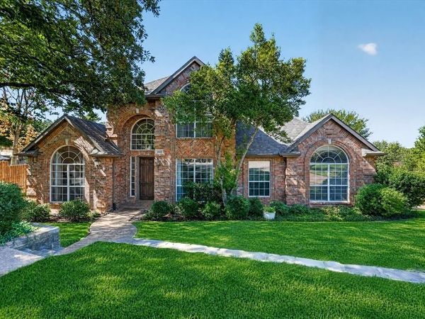 2830 Woodhollow Court, Highland Village, TX 75077
