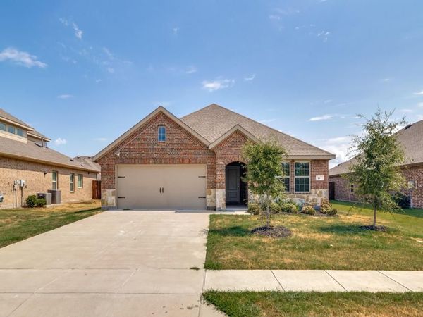 211 Condor Pass , Caddo Mills, TX 75135