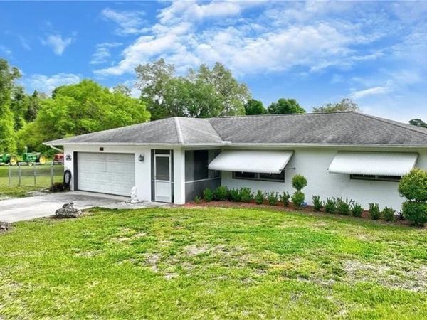 704 CLEVELAND AVE , LEHIGH ACRES, FL 33972