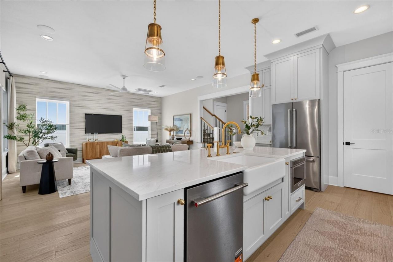 2525 Dartmouth Avenue N, Saint Petersburg, FL 33713 Photo