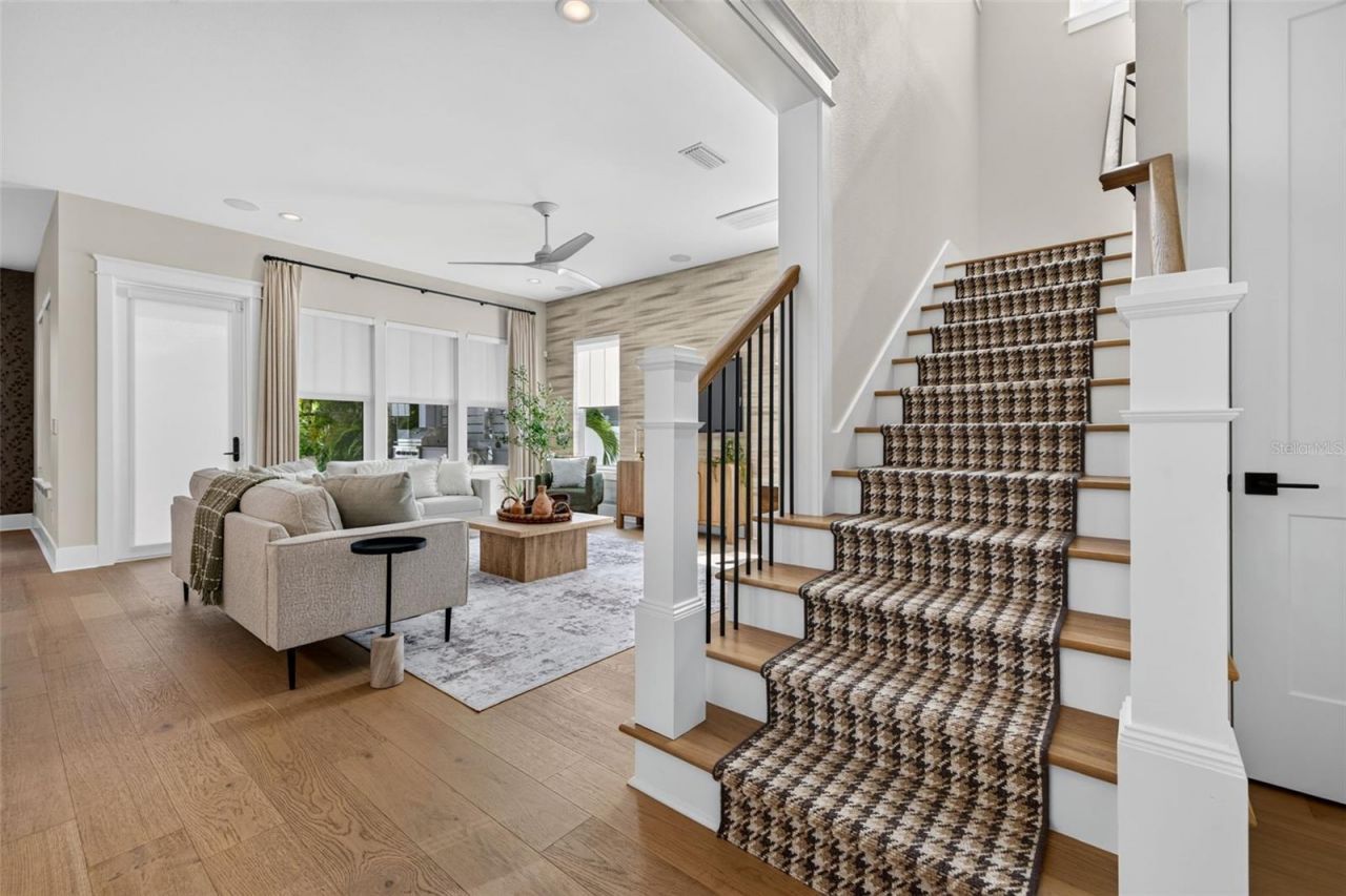 2525 Dartmouth Avenue N, Saint Petersburg, FL 33713 Photo