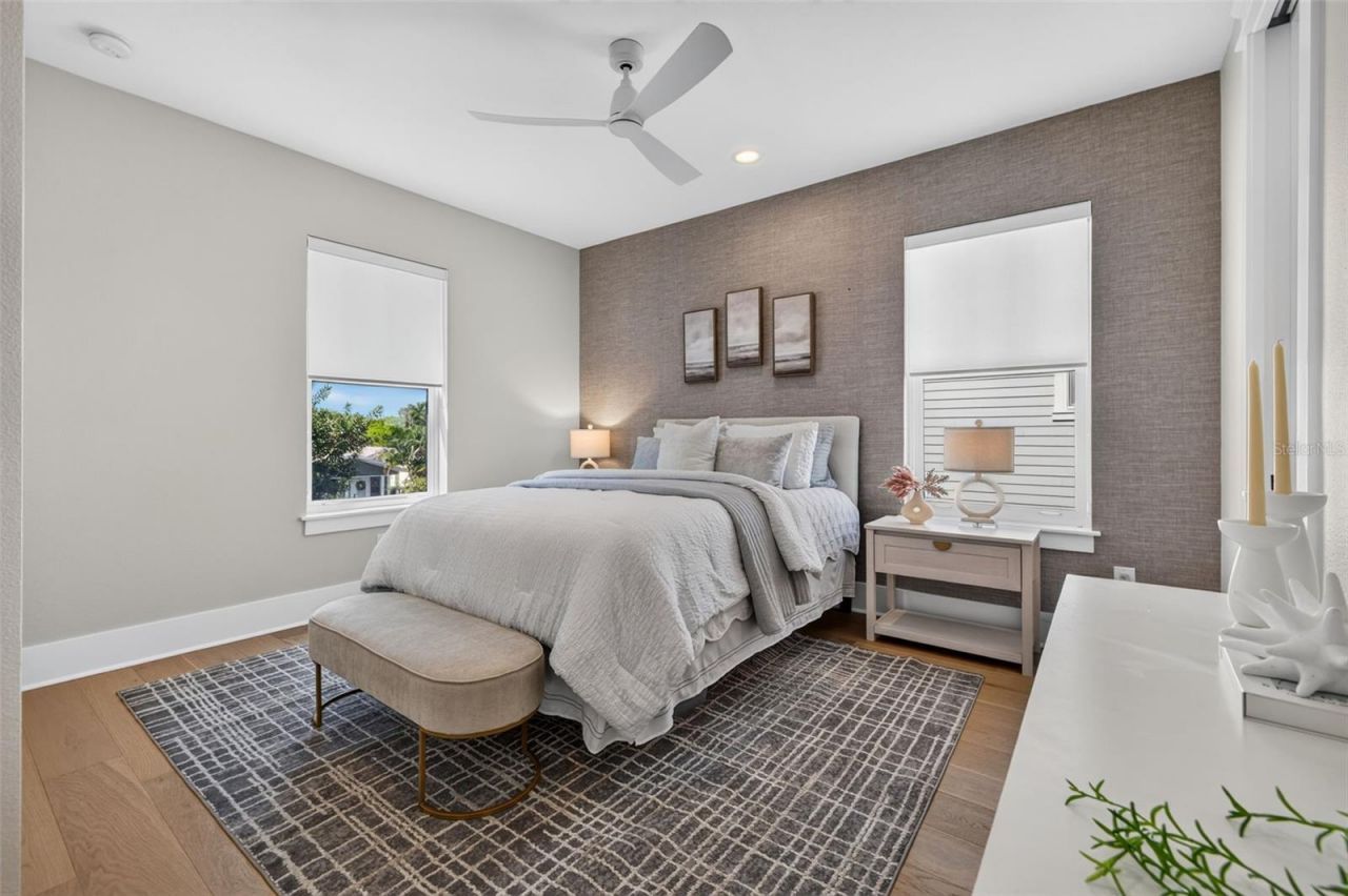 2525 Dartmouth Avenue N, Saint Petersburg, FL 33713 Photo