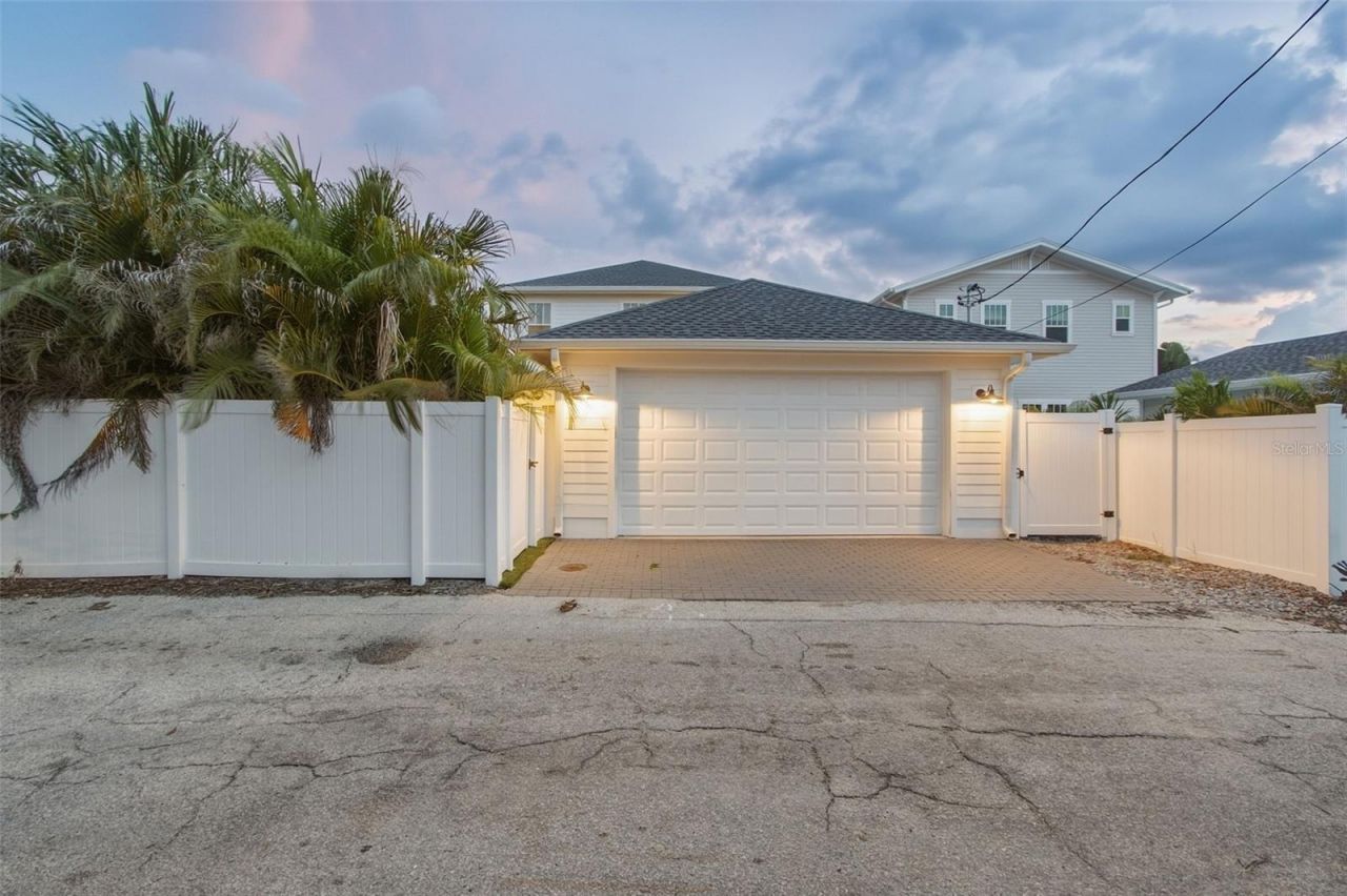 2525 Dartmouth Avenue N, Saint Petersburg, FL 33713 Photo