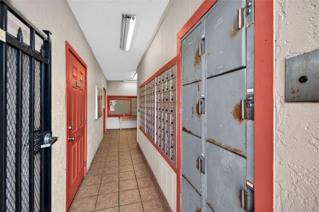 1625 58th Terrace S, Unit 1, Saint Petersburg, FL 33712 Photo