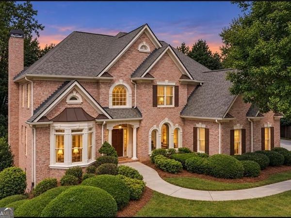 1352 Innsfail Court, Snellville, GA 30078