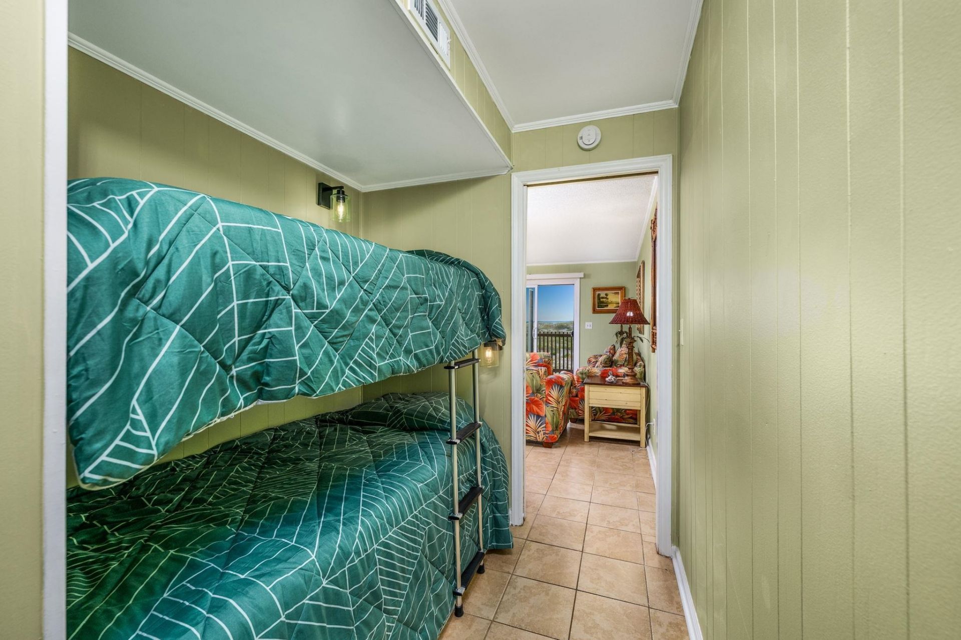 6309 Ocean Blvd. N Photo 12