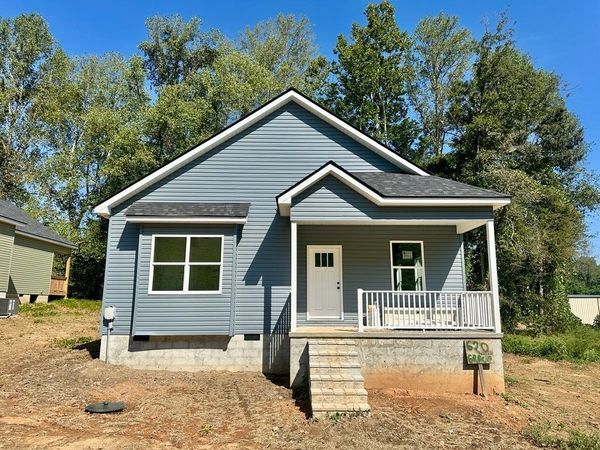 620 Gracie Street , Livingston, TN 38570