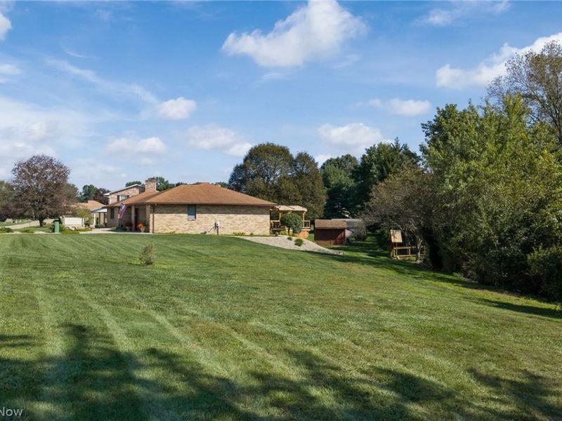 2433 Fontana Street NW, Massillon, OH 44646 Photo 11