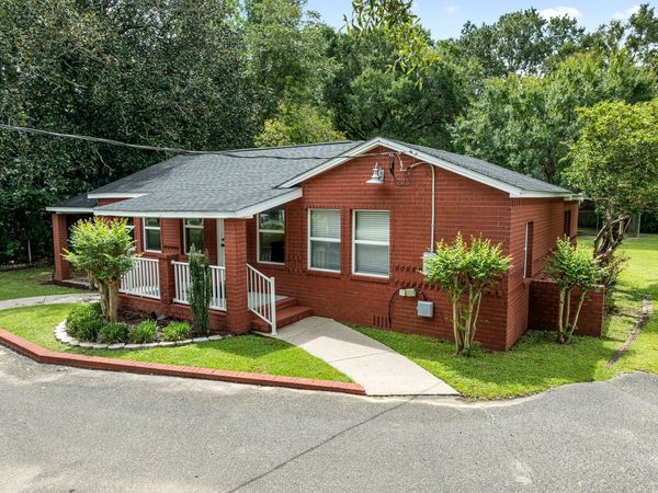 7103 Mobile Hwy, Pensacola, FL 32526