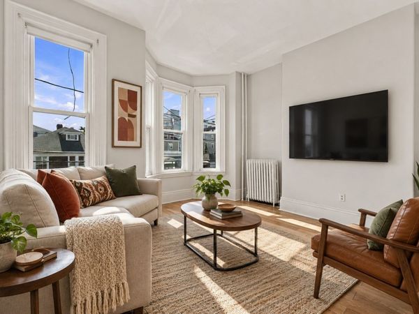 128 Washington Avenue, Chelsea, MA 02150