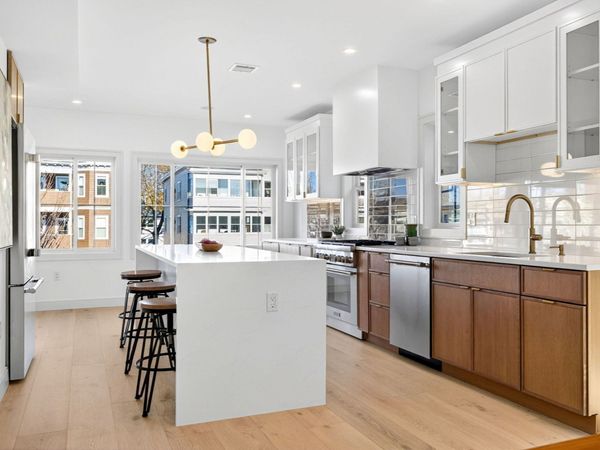 202 Powder House Blvd, Unit 2, Somerville, MA 02144