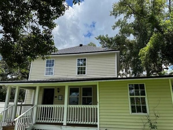 1702 N GORDON Street, Plant City, FL 33563