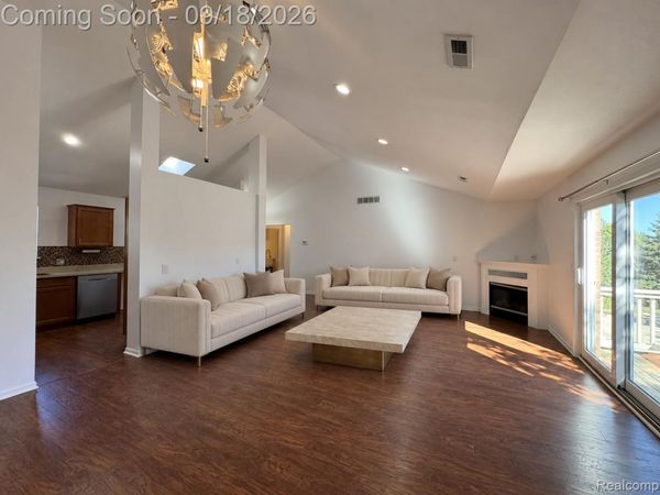 21083 Cooper Drive, Macomb Township, Mi 48044