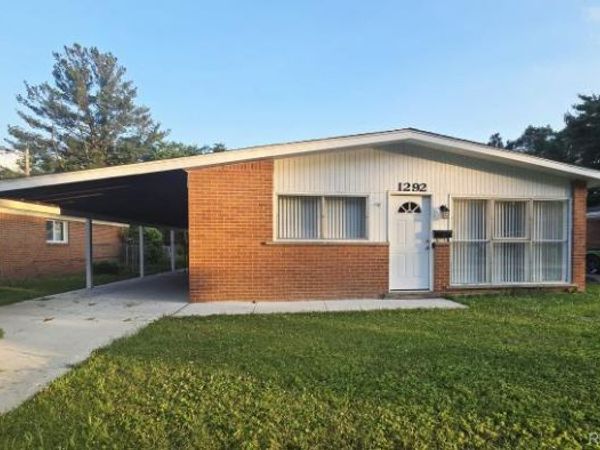 1292 Moulin Avenue , Madison Heights, Mi 48071