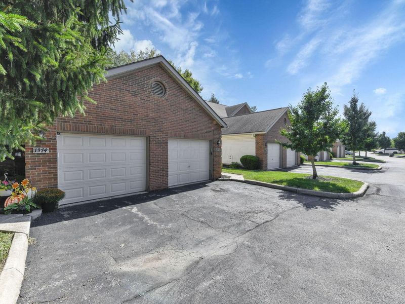 1372 Eastwick Way, Pickerington, OH 43147 Photo 5