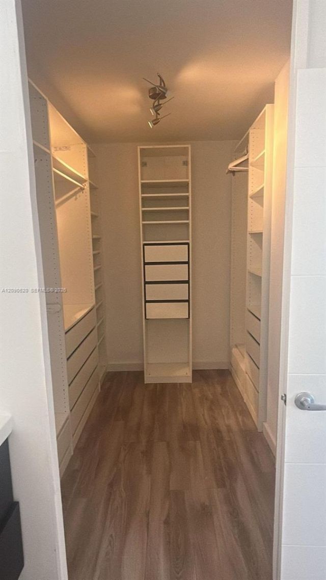 7545 E Treasure Dr , Unit 9G, North Bay Village, FL 33141 Photo