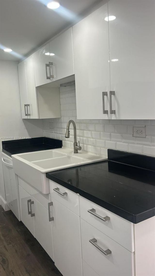 7545 E Treasure Dr , Unit 9G, North Bay Village, FL 33141 Photo
