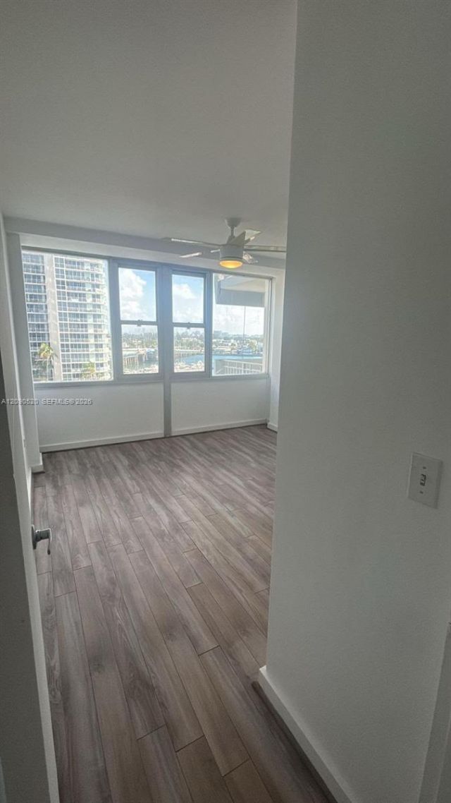 7545 E Treasure Dr , Unit 9G, North Bay Village, FL 33141 Photo