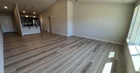 608 Crossing Circle, Gardnerville, NV 89410 Photo