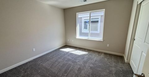 608 Crossing Circle, Gardnerville, NV 89410 Photo