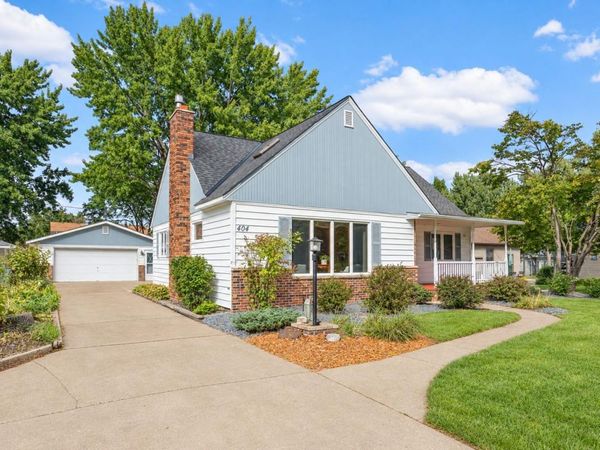 404 15th Street W, Hastings, MN 55033
