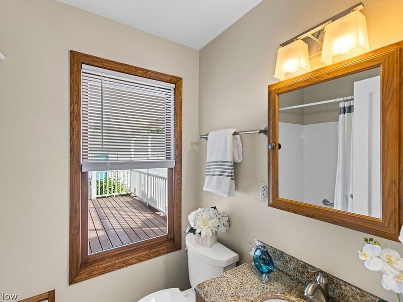241 Van Buren Avenue , Cuyahoga Falls, OH 44221 Photo 24
