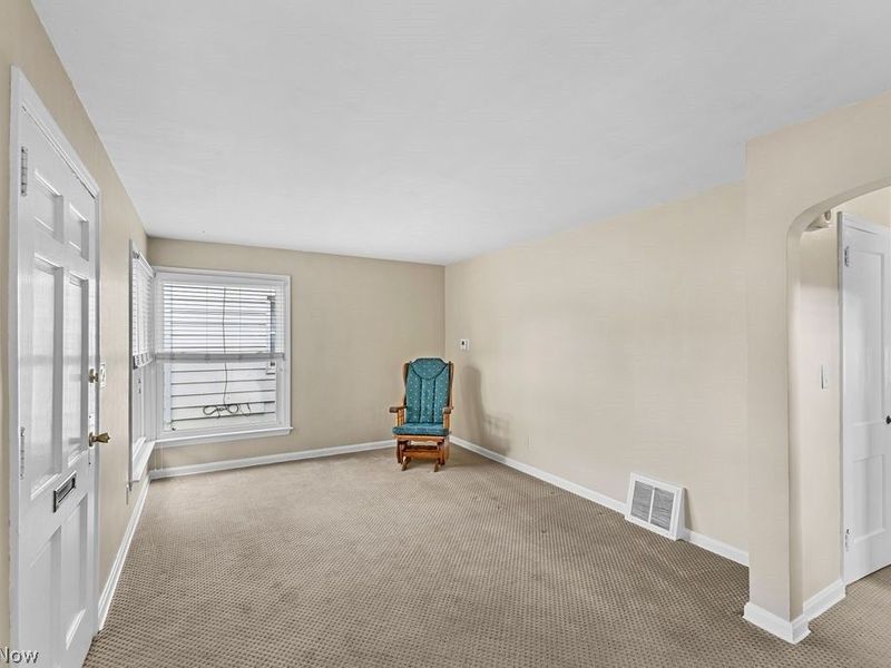 241 Van Buren Avenue , Cuyahoga Falls, OH 44221 Photo 3