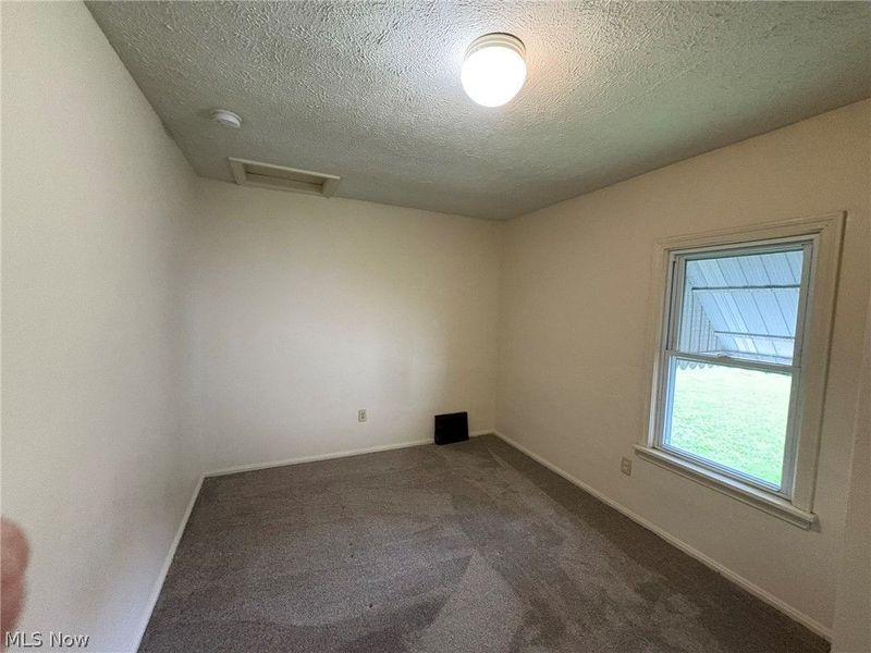 4031 Elyria Avenue, Lorain, OH 44055 Photo 20