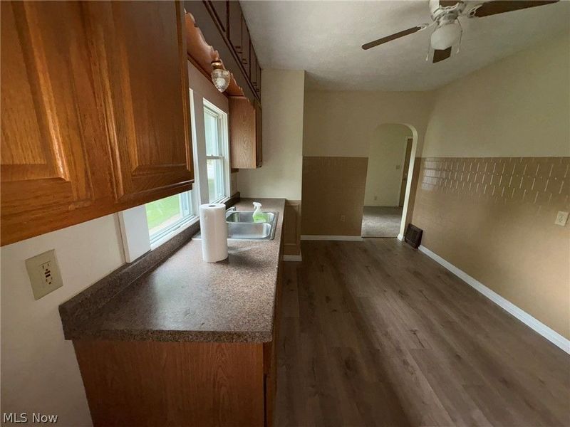 4031 Elyria Avenue, Lorain, OH 44055 Photo 24