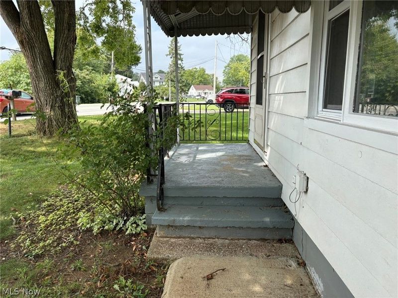 4031 Elyria Avenue, Lorain, OH 44055 Photo 8