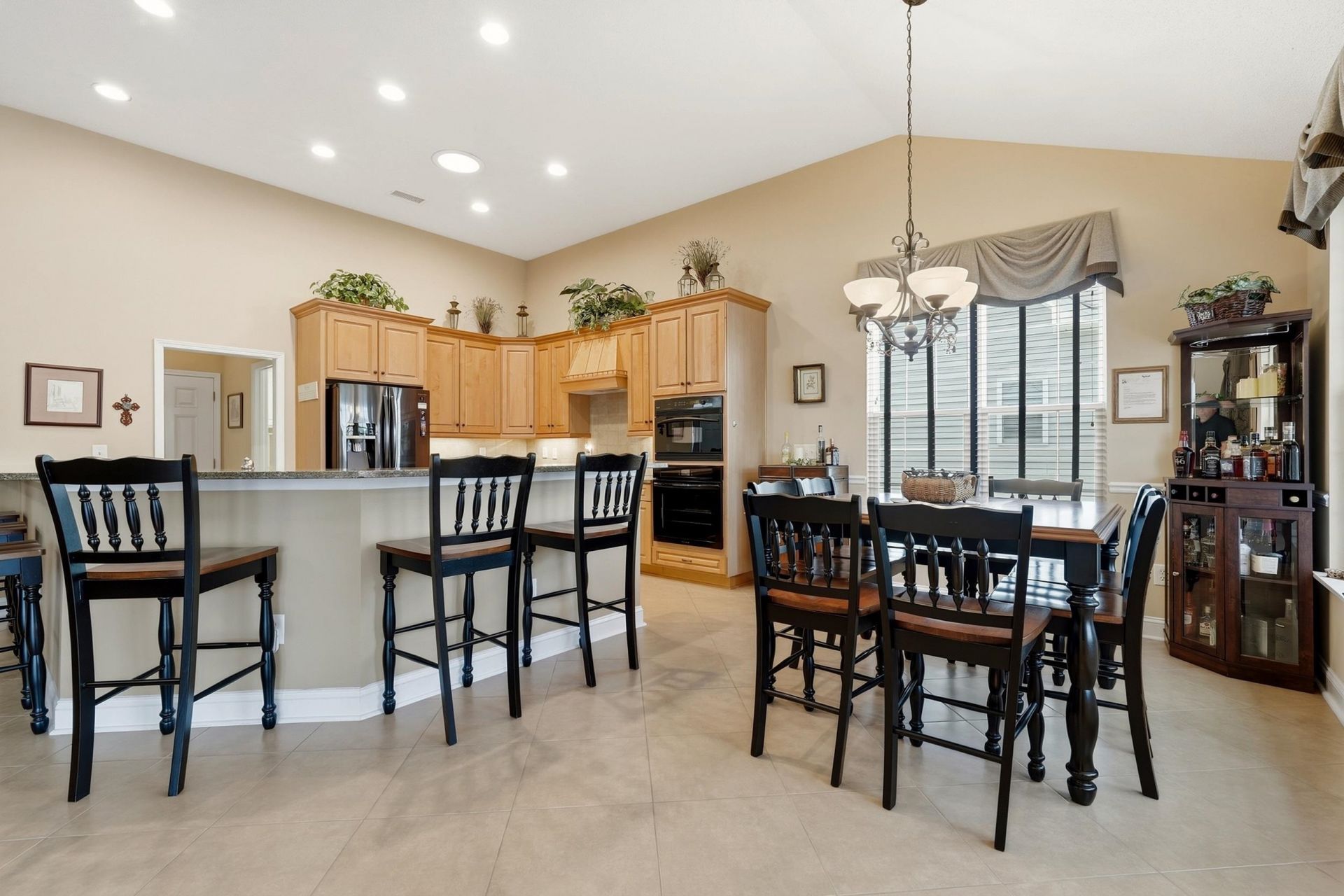 241 Wedgefield Dr. Photo 10