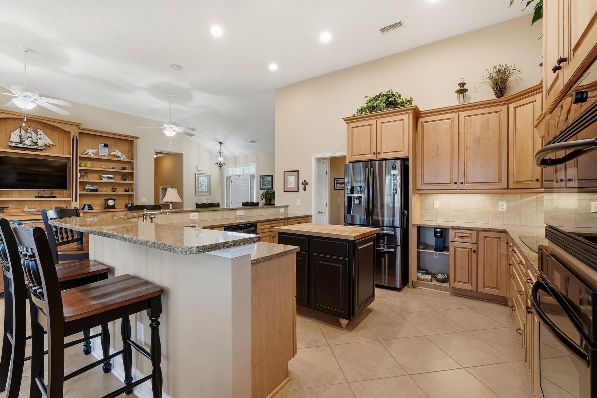 241 Wedgefield Dr. Photo 14