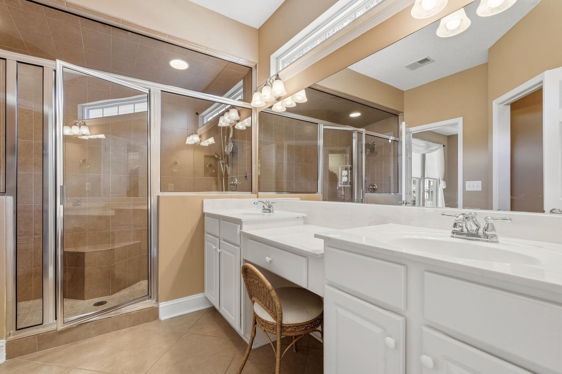 241 Wedgefield Dr. Photo 36