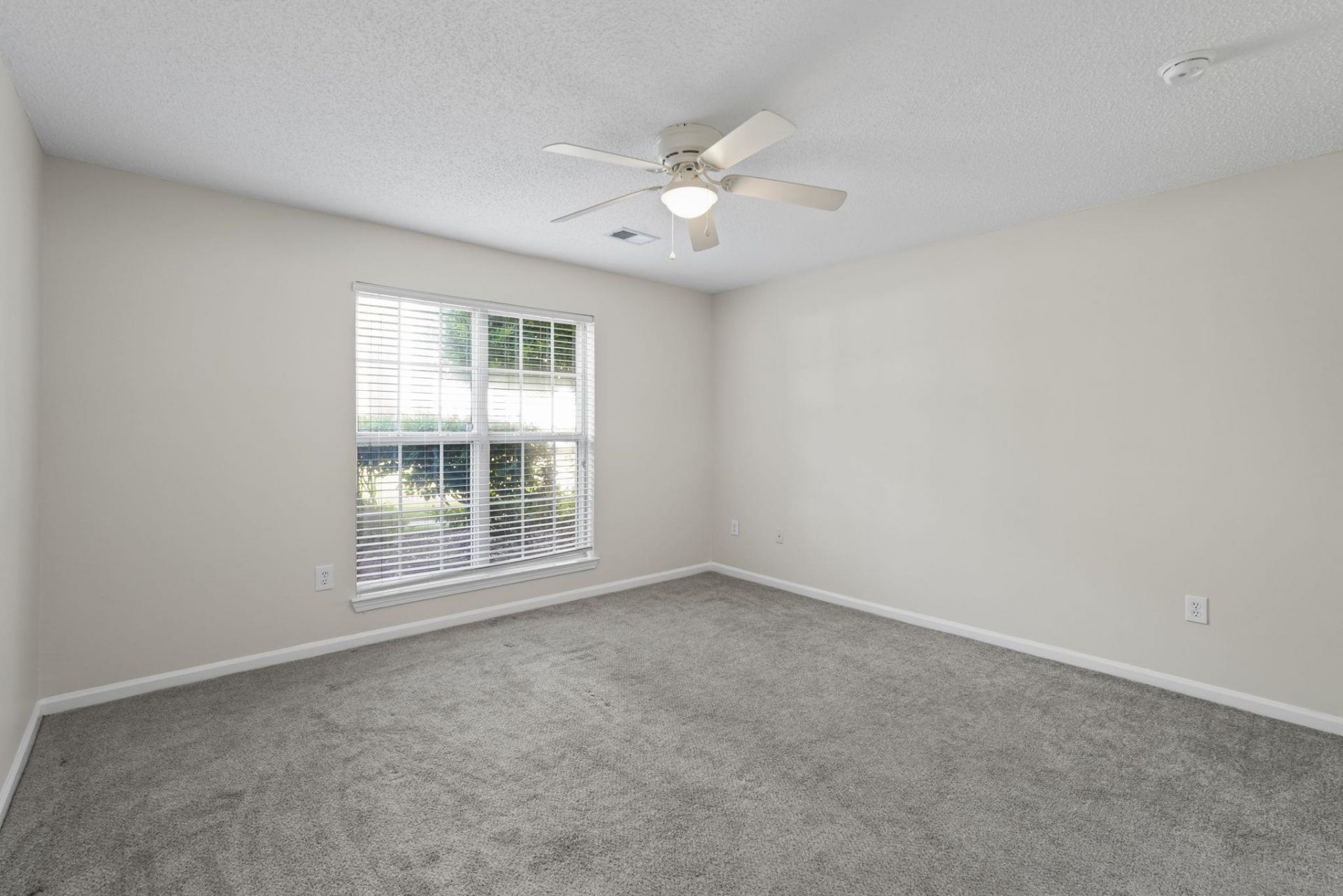 3753 Citation Way  Photo 25